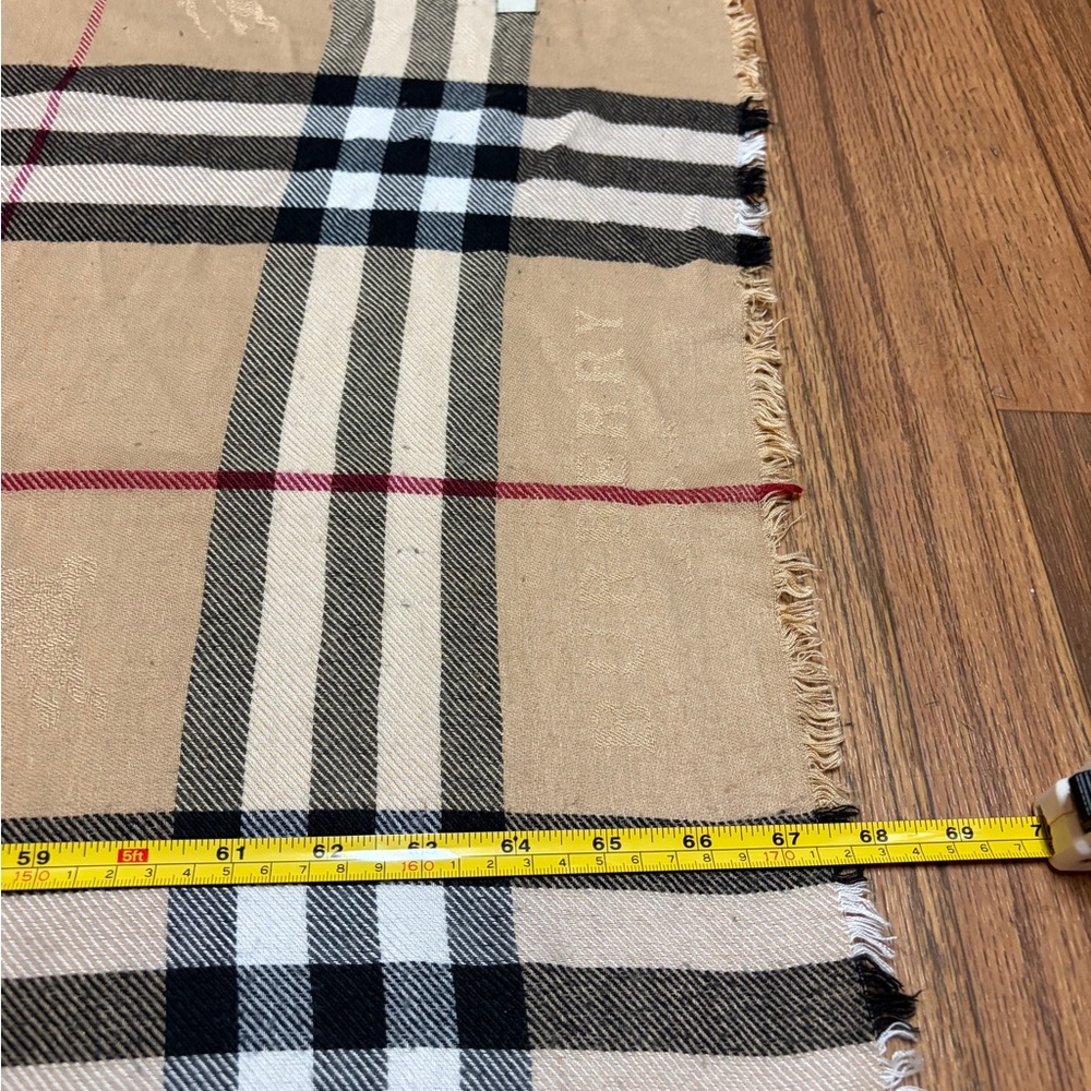 Burberry Cashmere Scarf Authentic nova Check Winter Beige Scarf 68X27 - Picture 10 of 12
